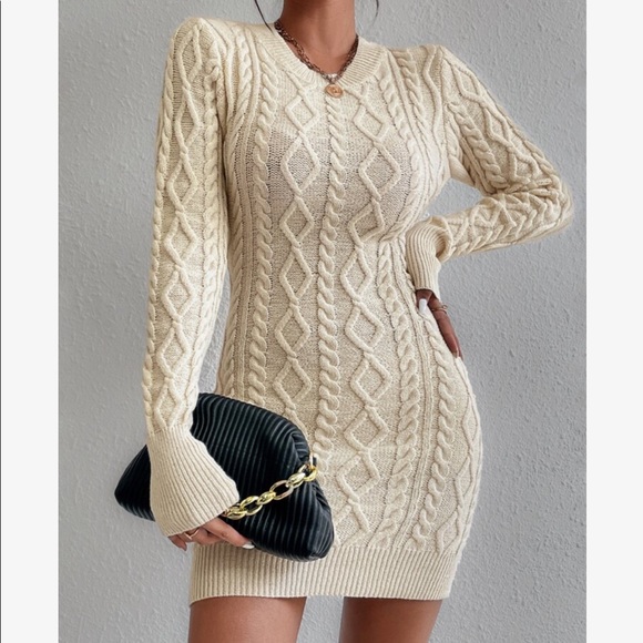 Cut Out Backless Cable Knit Long Sleeves Sweater Dress Sexy - Picture 6 of 9